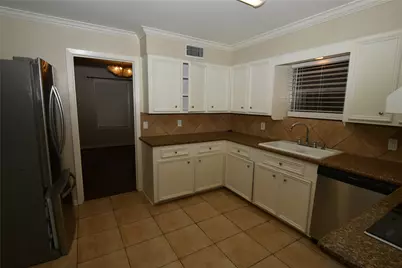 4422 Nenana Drive, Houston, TX 77035 - Photo 12