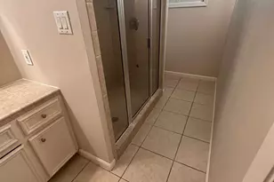 4422 Nenana Dr, Houston, TX 77035 - Photo 8