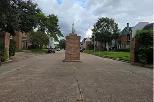 1779 Saxony Ln, Houston, TX 77058 - Photo 22