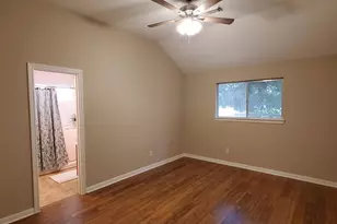 1207 Toby Ln, Conroe, TX 77301 - Photo 10