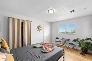 4018 Sealy Ave St, Galveston, TX 77550 - Photo 10