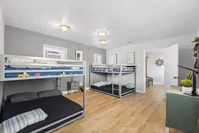 4018 Sealy Ave Street, Galveston, TX 77550 - Photo 6