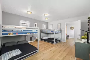 4018 Sealy Ave St, Galveston, TX 77550 - Photo 6