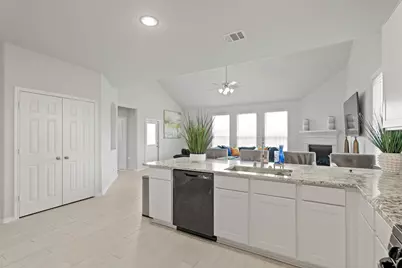 14615 Olive Sparrow Lane, Houston, TX 77049 - Photo 12