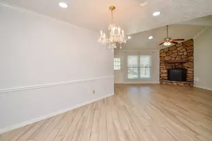 16810 Rippling Mill Dr, Sugar Land, TX 77498 - Photo 10
