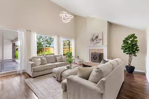 11423 Wickersham Ln, Houston, TX 77077 - Photo 10