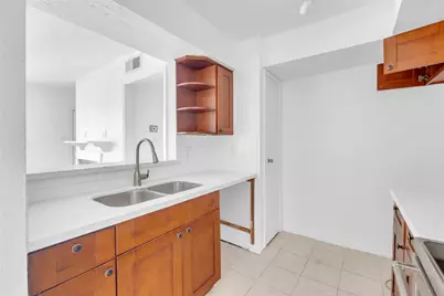 18511 Egret Bay Boulevard #502, Webster, TX 77058 - Photo 6