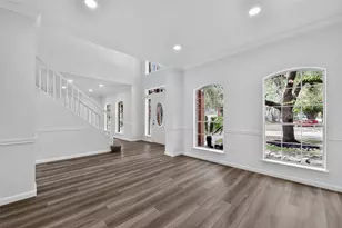 13903 Viewfield Ct, Houston, TX 77059 - Photo 8