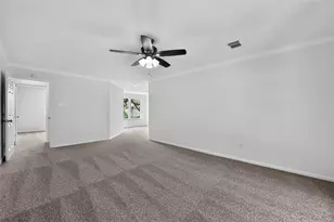 13903 Viewfield Ct, Houston, TX 77059 - Photo 22