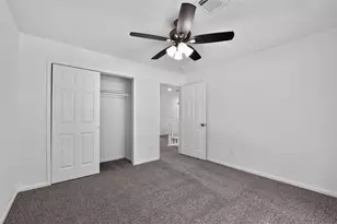 13903 Viewfield Ct, Houston, TX 77059 - Photo 30