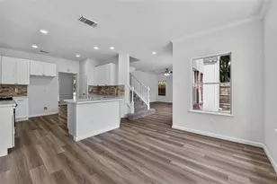 13903 Viewfield Ct, Houston, TX 77059 - Photo 16