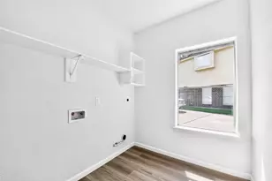 13903 Viewfield Ct, Houston, TX 77059 - Photo 22