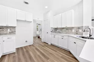 13903 Viewfield Ct, Houston, TX 77059 - Photo 20