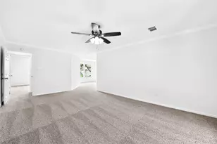 13903 Viewfield Ct, Houston, TX 77059 - Photo 26