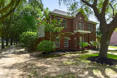 13903 Viewfield Court, Houston, TX 77059 - Photo 2