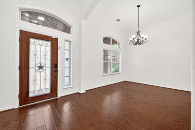 138 S Sawbridge Circle, Spring, TX 77389 - Photo 4