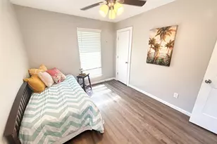 307 Bellmar Ln, Friendswood, TX 77546 - Photo 14