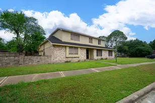 9103 Meaux Dr, Houston, TX 77031 - Photo 2