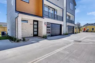 2707 Berry St, Houston, TX 77004 - Photo 2