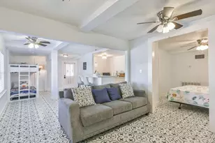 1515 19th St, Galveston, TX 77550 - Photo 18