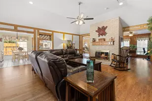 3203 Manor Grove Dr, Houston, TX 77345 - Photo 10