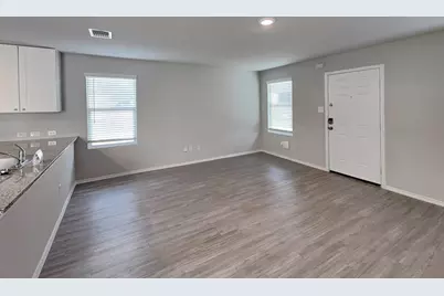 7302 Alcazar, San Antonio, TX 78244 - Photo 4