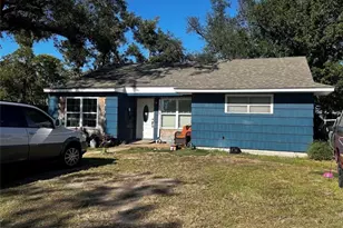 8418 Sonneville Dr, Houston, TX 77080 - Photo 2