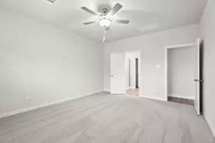 751 Red Mulberry St, La Marque, TX 77568 - Photo 16