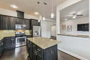 9409 Blalock Tree Ct, Houston, TX 77080 - Photo 8