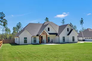 387 C C Rd, Diboll, TX 75941 - Photo 2