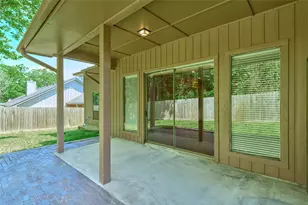 80 Rolling Hills Dr, Conroe, TX 77304 - Photo 44