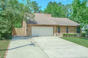80 Rolling Hills Dr, Conroe, TX 77304 - Photo 2