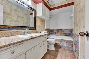 6215 Greenway Forest Ln, Houston, TX 77088 - Photo 28