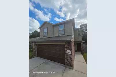 5604 S Buffalo Circle, Willis, TX 77378 - Photo 2