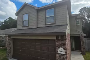 5604 S Buffalo Cir, Willis, TX 77378 - Photo 2