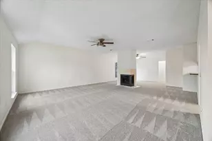 18158 Garden Manor Dr, Houston, TX 77084 - Photo 4