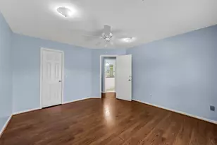 14203 Almond Bay Ln, Houston, TX 77083 - Photo 32