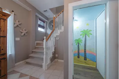 318 Sunset Circle, Tiki Island, TX 77554 - Photo 4