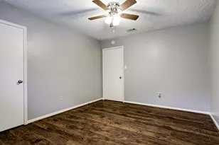 12346 Huntington Venture Dr, Houston, TX 77099 - Photo 24