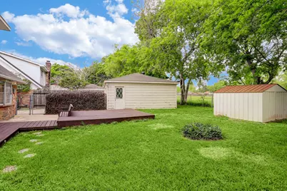 12346 Huntington Venture Drive, Houston, TX 77099 - Photo 32
