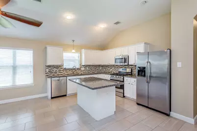 226 Village Crest Drive, Richmond, TX 77469 - Photo 2