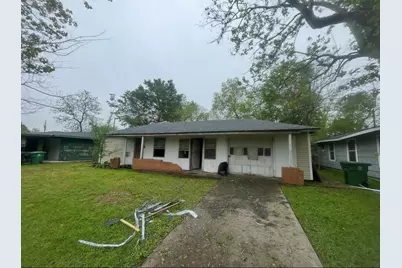 5710 Ridgeway Drive, Houston, TX 77033 - Photo 1