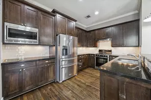 1229 W 16th St, Houston, TX 77008 - Photo 10