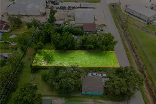 1826 Zapata St, Freeport, TX 77541 - Photo 1