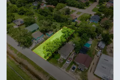 1826 Zapata Street, Freeport, TX 77541 - Photo 6