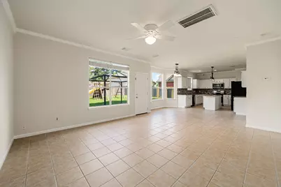 11810 Hueco Tanks Drive, Sugar Land, TX 77498 - Photo 2