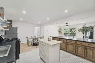 805 Parkstone Dr, Houston, TX 77076 - Photo 6