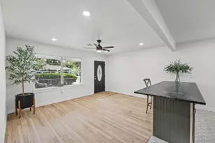 805 Parkstone Dr, Houston, TX 77076 - Photo 4