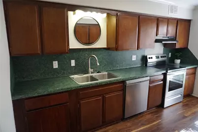 2417 Jamestown Mall #24, Houston, TX 77057 - Photo 12