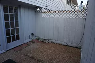 2417 Jamestown Mall, Houston, TX 77057 - Photo 6